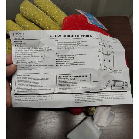 FAO Schwarz 11" Glow Brights Plush LED Lights & Sound French Fries Stuffed Toy - Picture 8 of 8